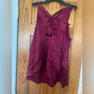 Women’s shirt size Large